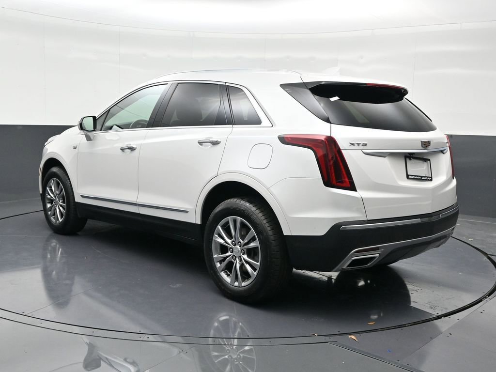 Used 2022 Cadillac XT5 Premium Luxury image 3