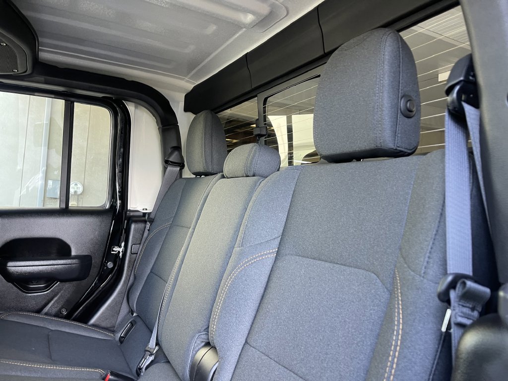 New 2026 Jeep Gladiator Sport AWD/4WD image 19
