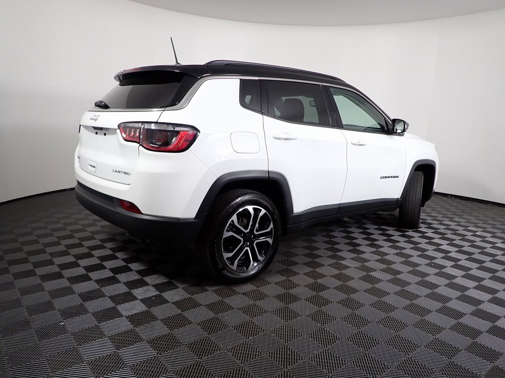 Used 2022 Jeep Compass Limited image 17