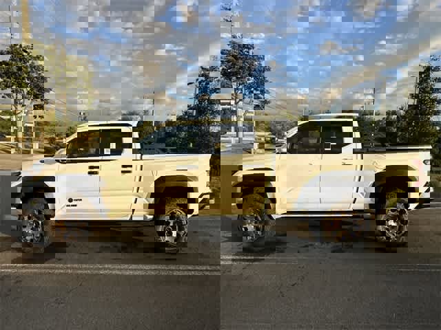 Used 2025 Toyota Tacoma 4x4 Double Cab Hybrid image 2