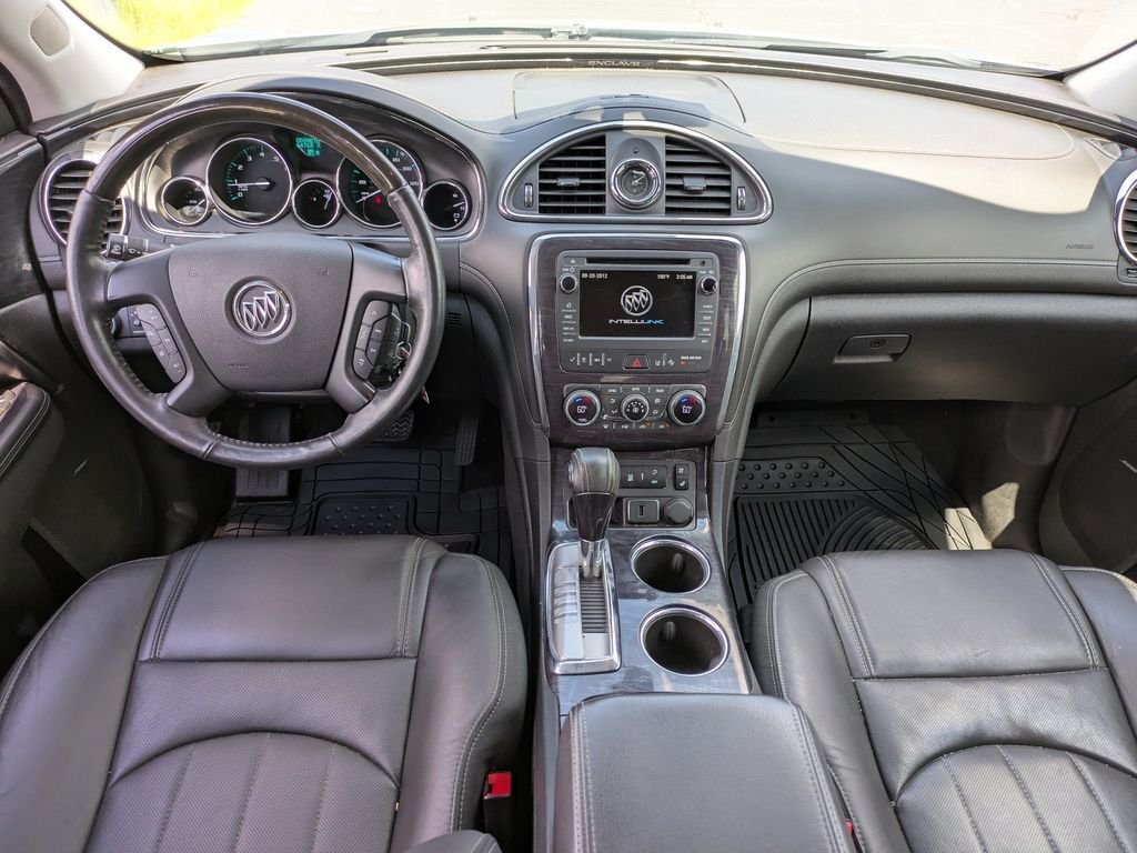 Used 2017 Buick Enclave Premium FWD image 16