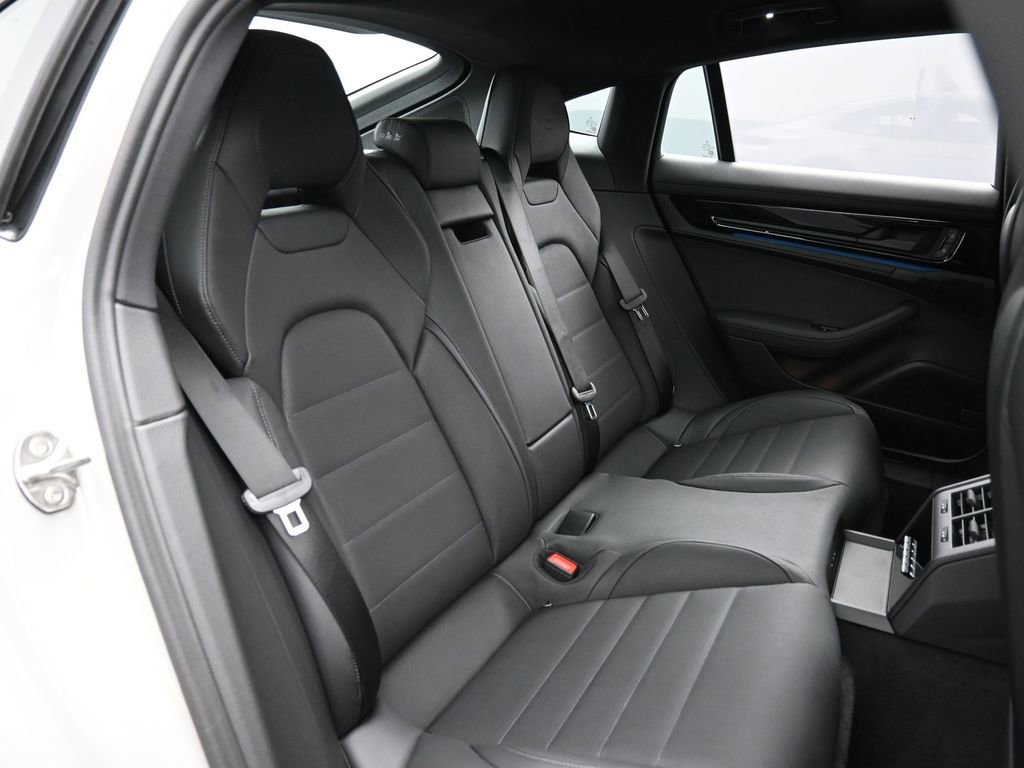 New 2026 Porsche Panamera 4 image 26