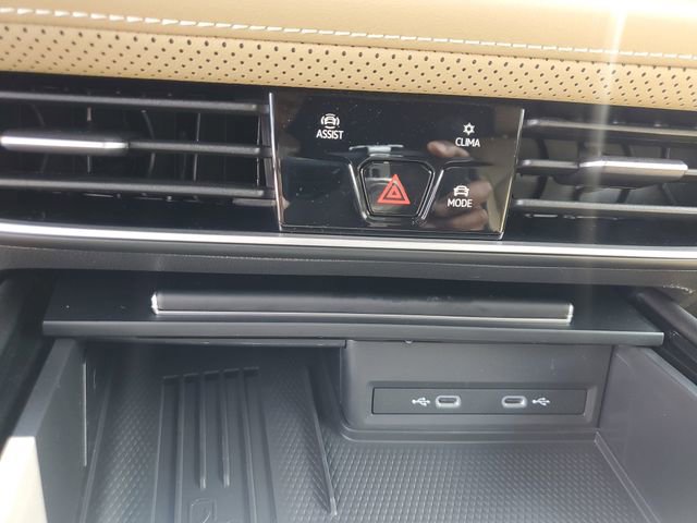 New 2026 Volkswagen Atlas Cross Sport SE image 25