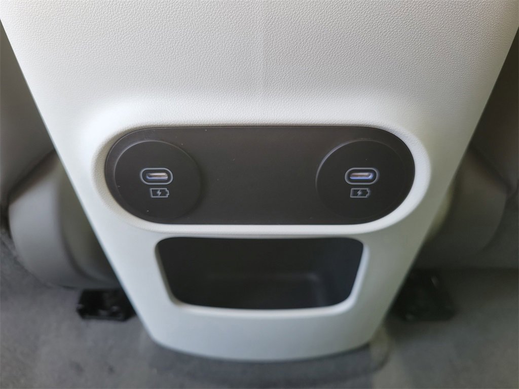 New 2025 Hyundai Ioniq 5 SEL image 15