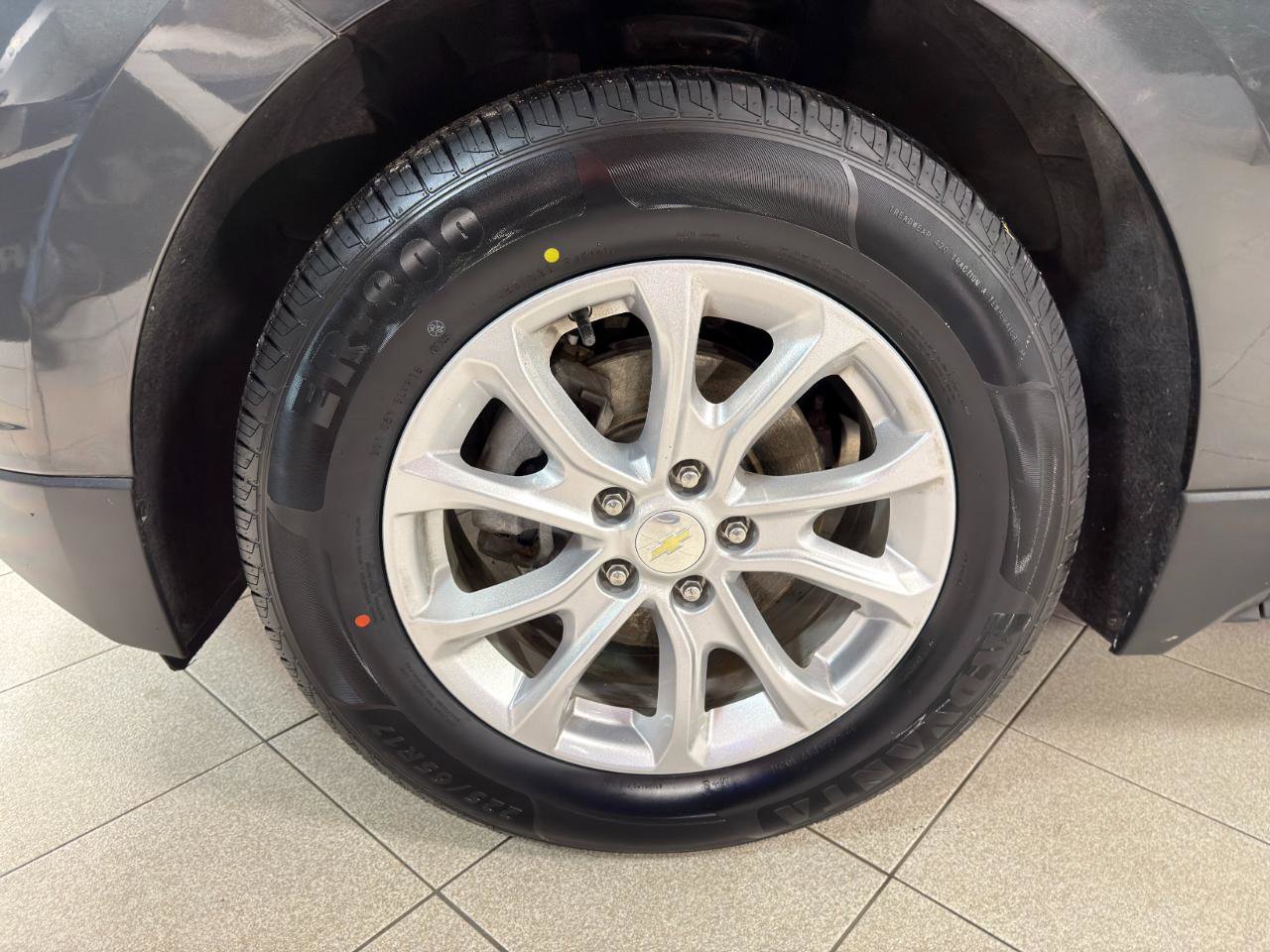 Used 2020 Chevrolet Equinox LT FWD image 13