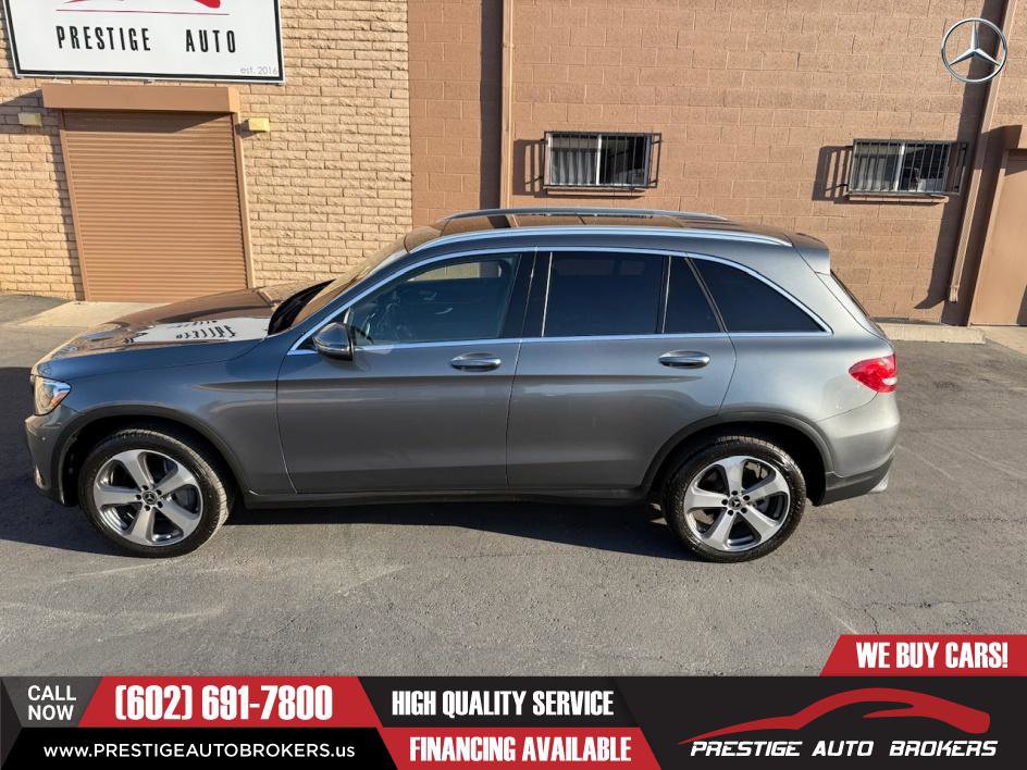 Used 2018 Mercedes-Benz GLC 300 image 2