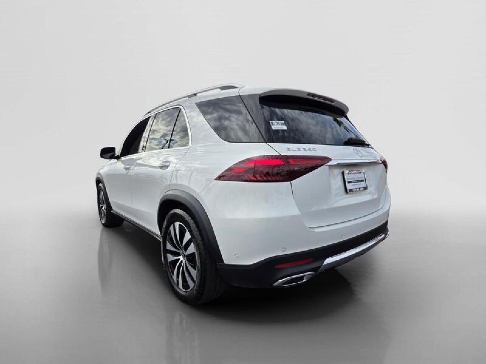 Certified 2026 Mercedes-Benz GLE 350 4MATIC image 3