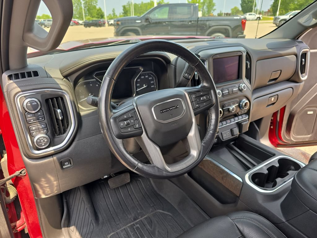 Used 2021 GMC Sierra 1500 Denali AWD/4WD image 16