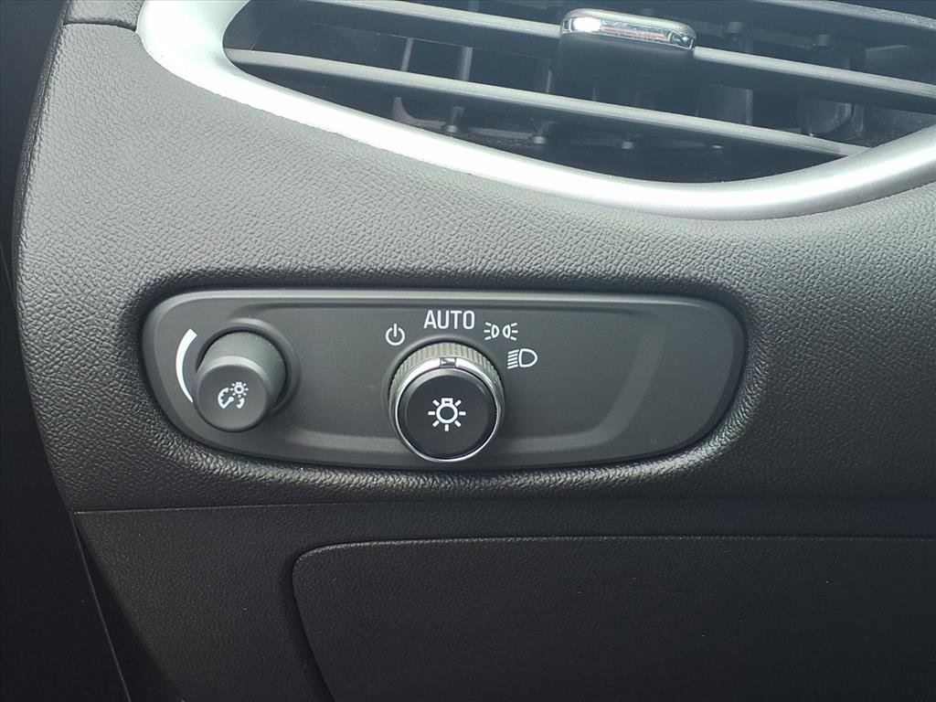 Used 2022 Chevrolet Malibu LT image 10