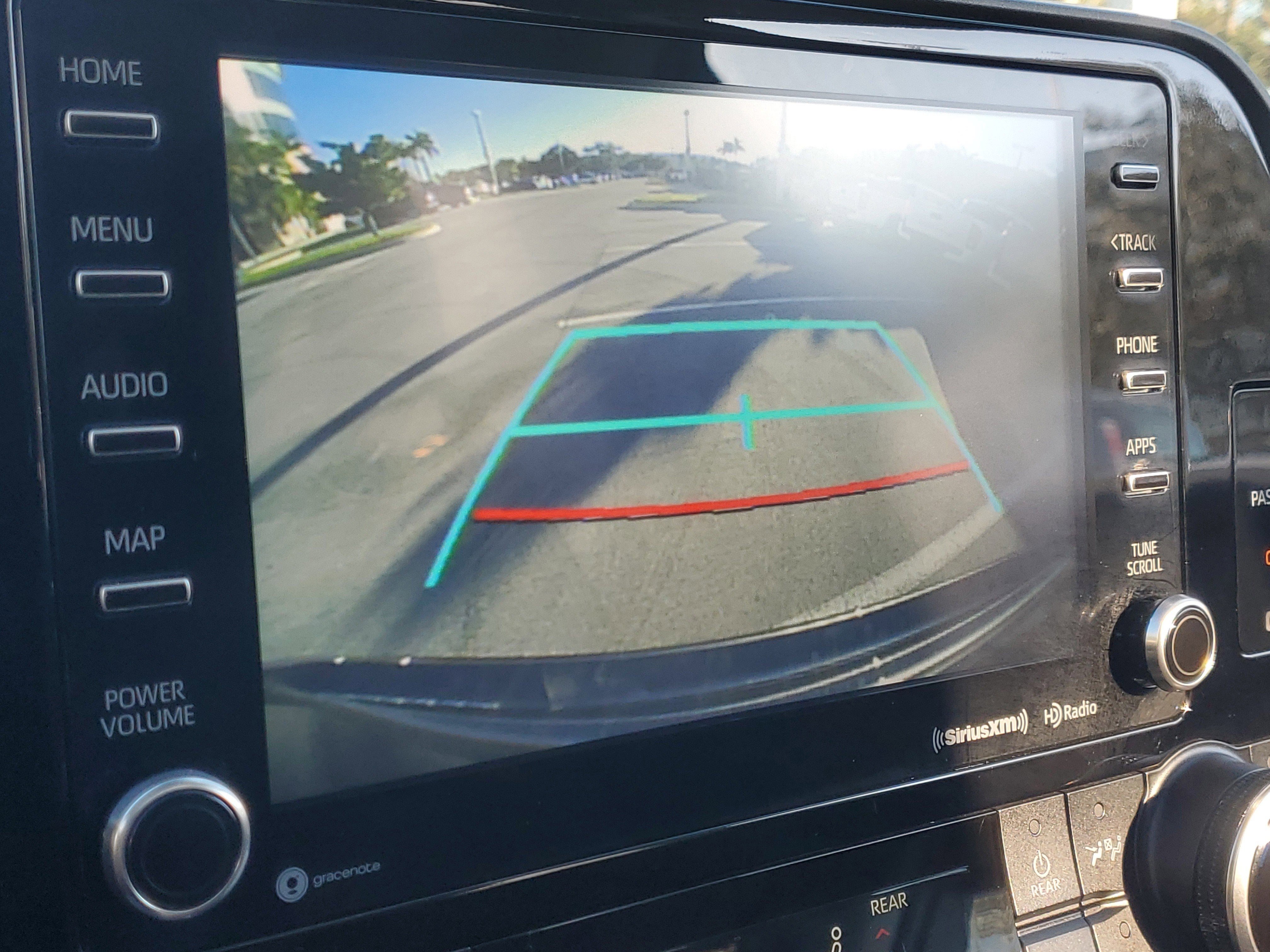 Used 2022 Toyota Highlander XLE image 30