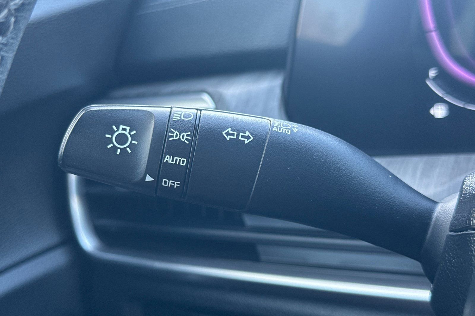 Used 2024 Kia Telluride EX image 40