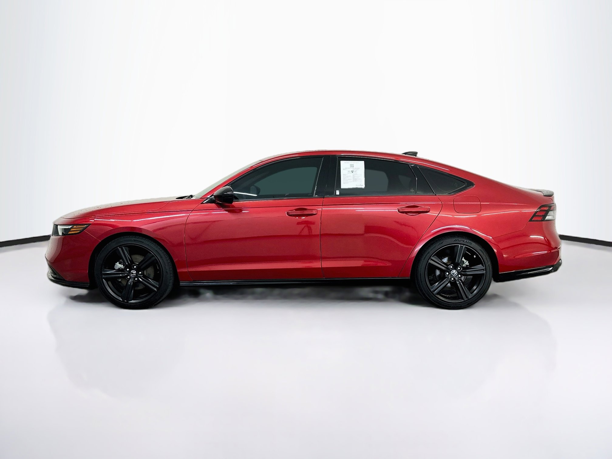 Used 2024 Honda Accord Sport image 4