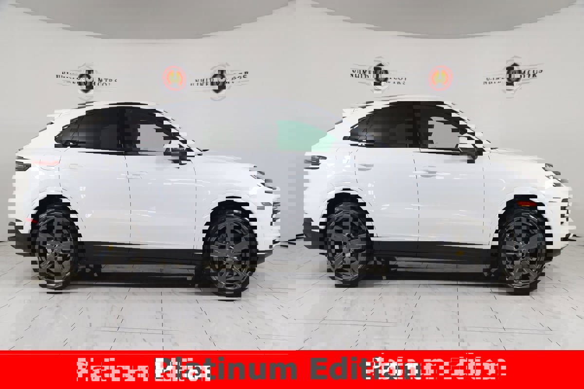 Used 2023 Porsche Cayenne image 2