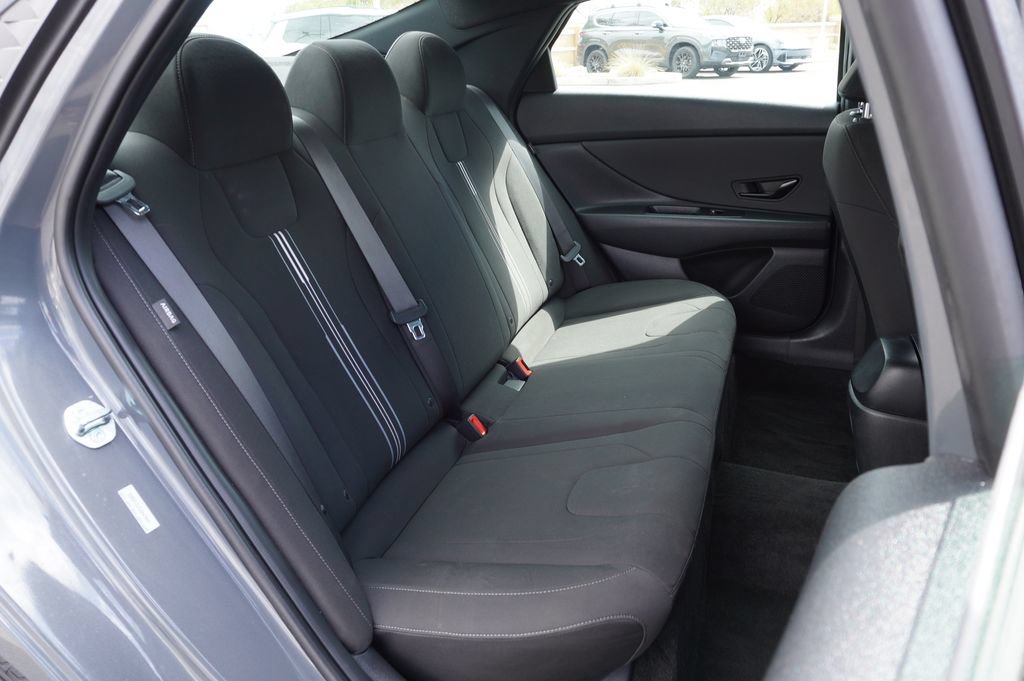 Used 2026 Hyundai Elantra Sport FWD image 9
