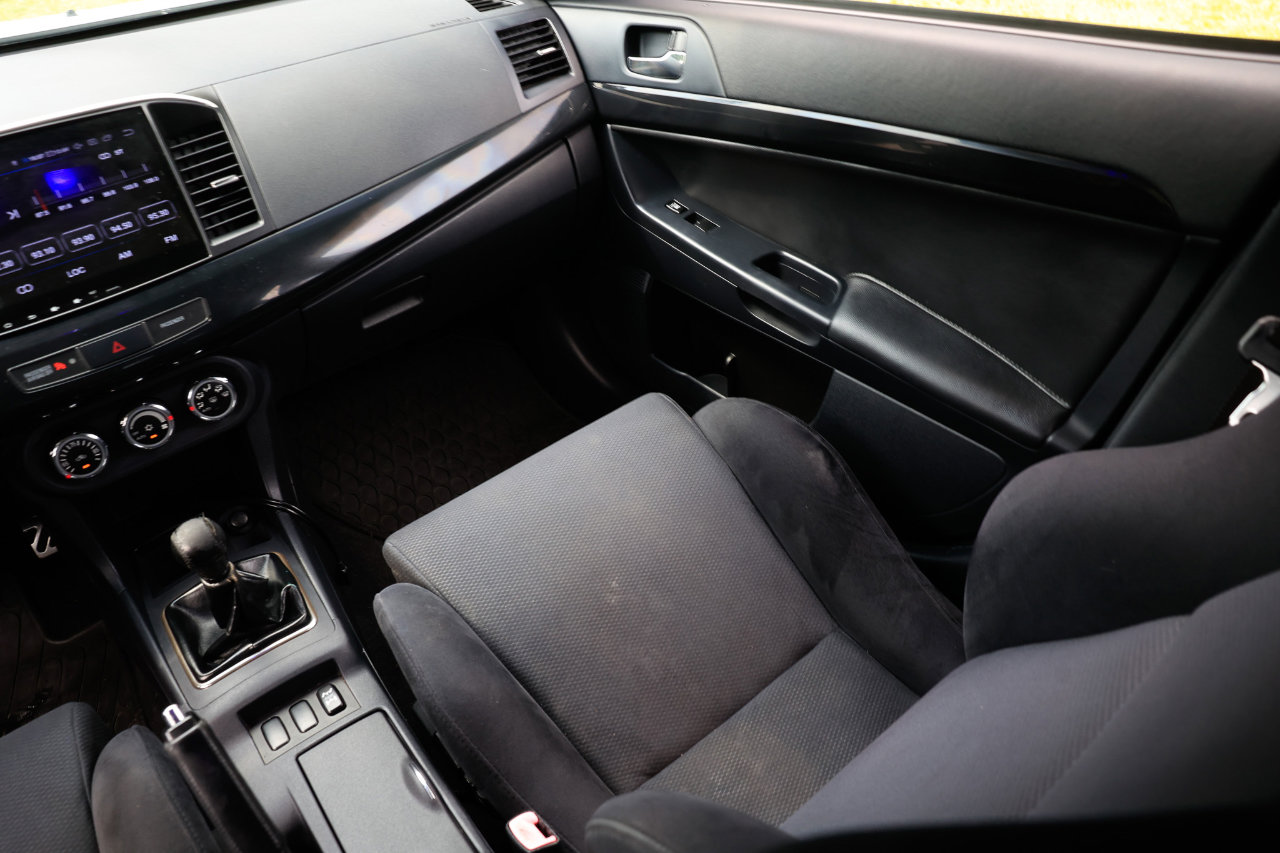 Used 2012 Mitsubishi Lancer Evolution GSR image 22