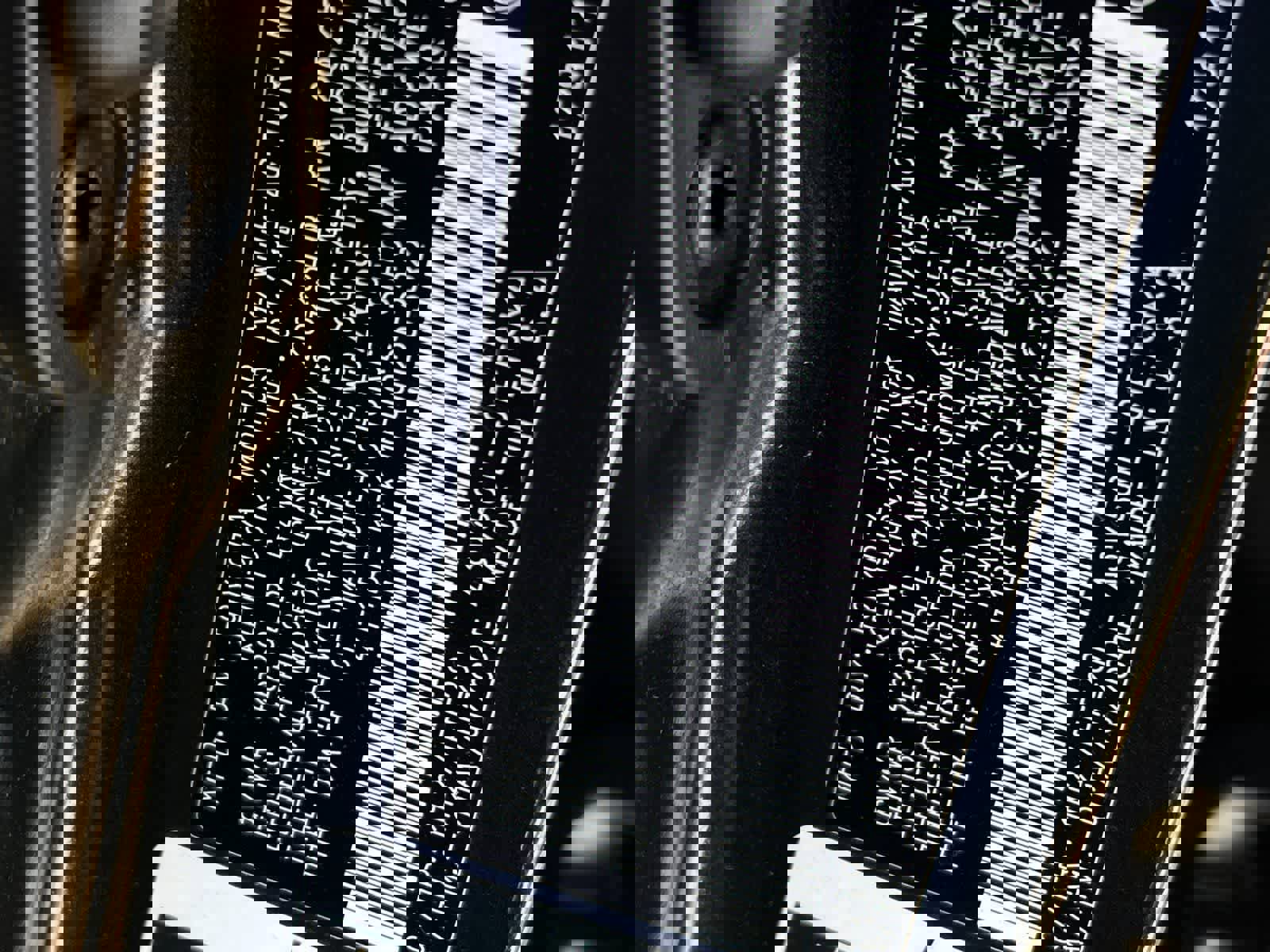 Used 2015 Toyota Camry SE w/ Moonroof Package image 29