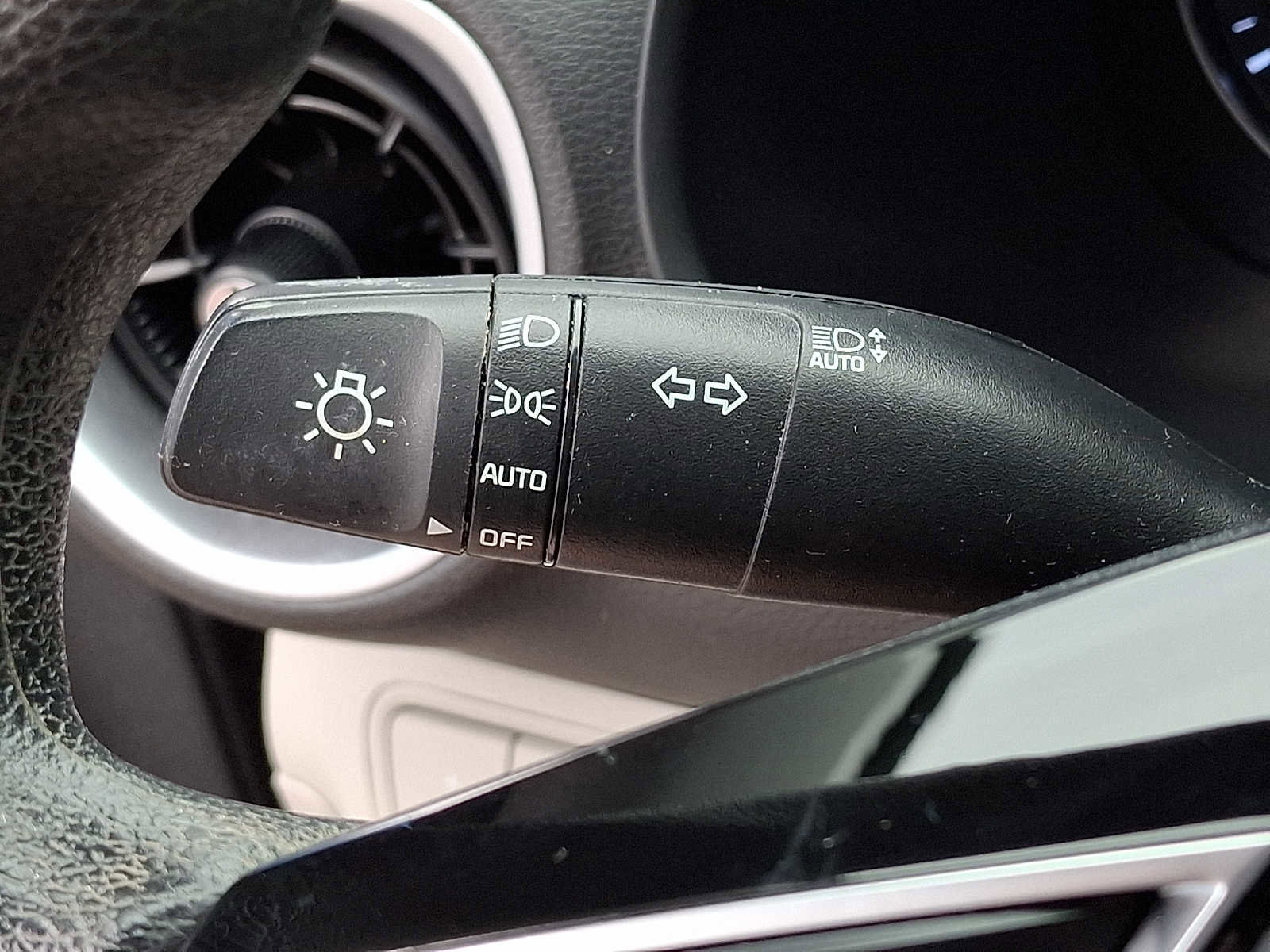 Used 2023 Kia Forte LXS FWD image 23