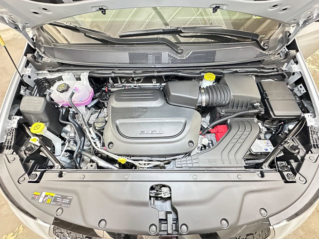 New 2026 Chrysler Pacifica Select AWD/4WD image 52