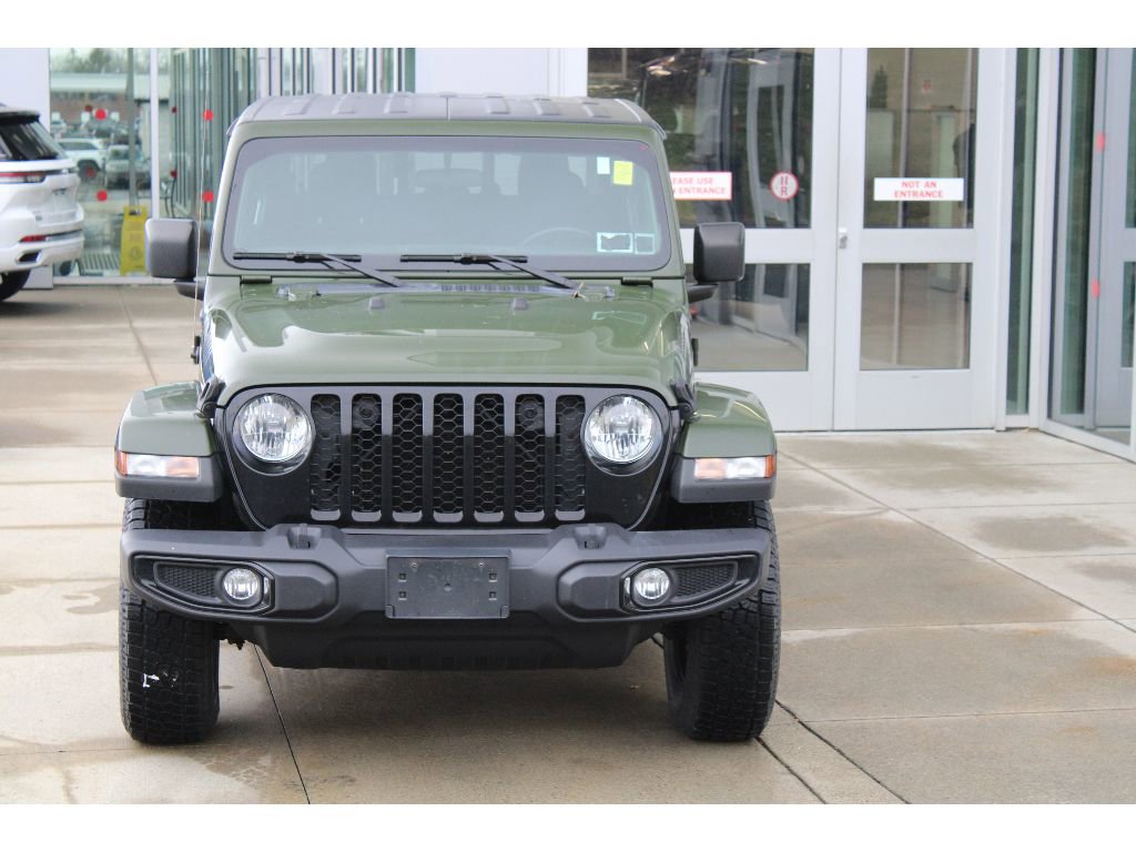 Certified 2021 Jeep Gladiator Willys image 3