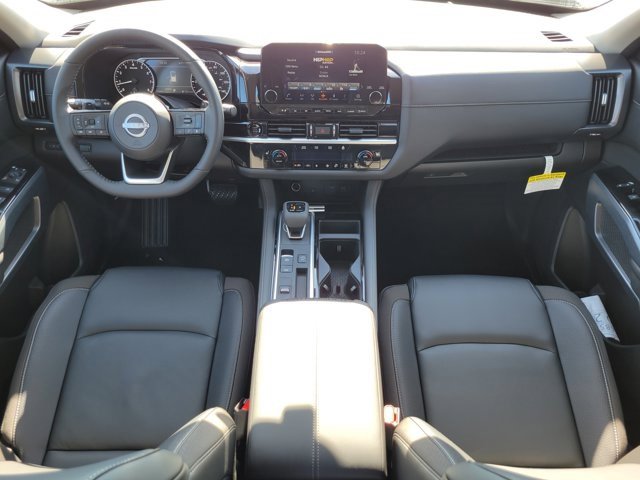 New 2025 Nissan Pathfinder SL image 22