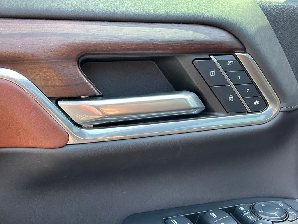 Certified 2024 GMC Sierra 2500 Denali Ultimate image 27