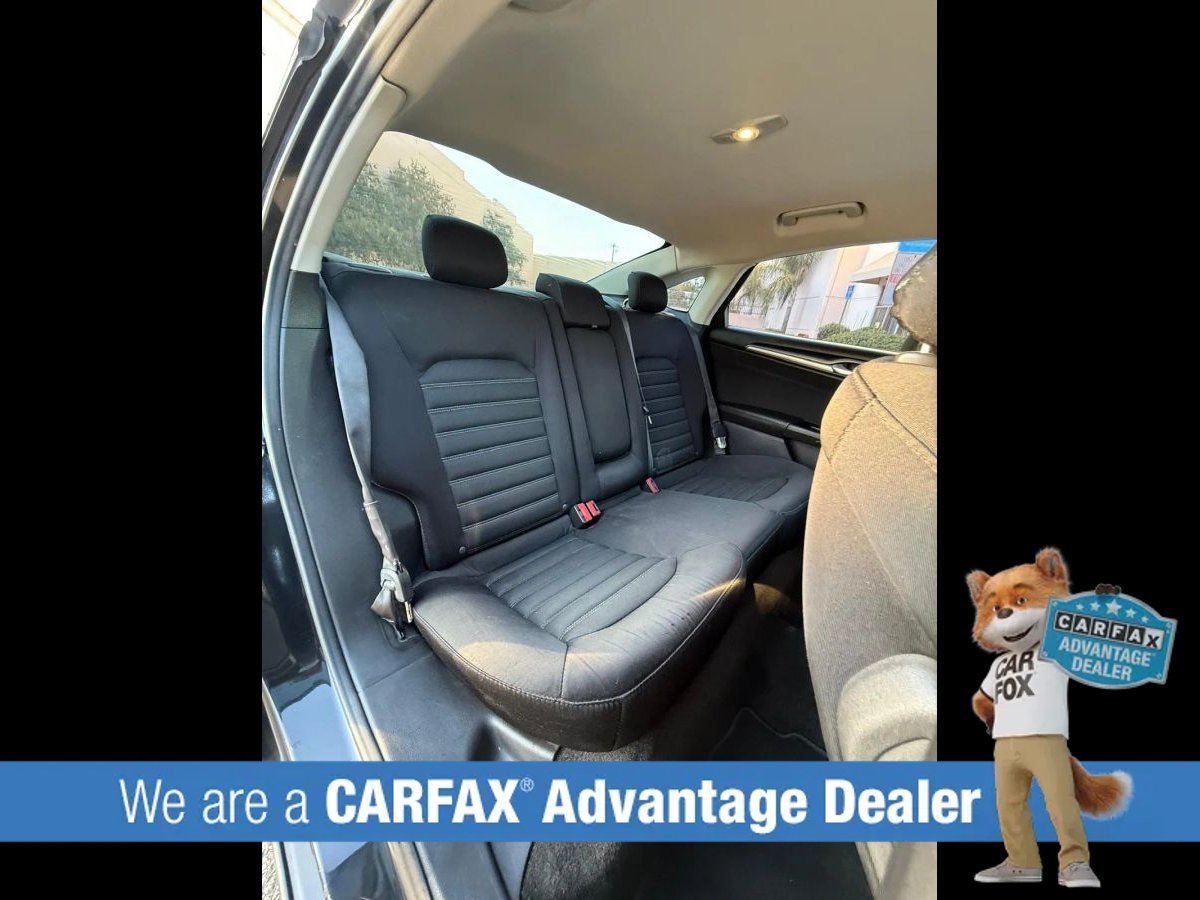Used 2015 Ford Fusion SE FWD image 43