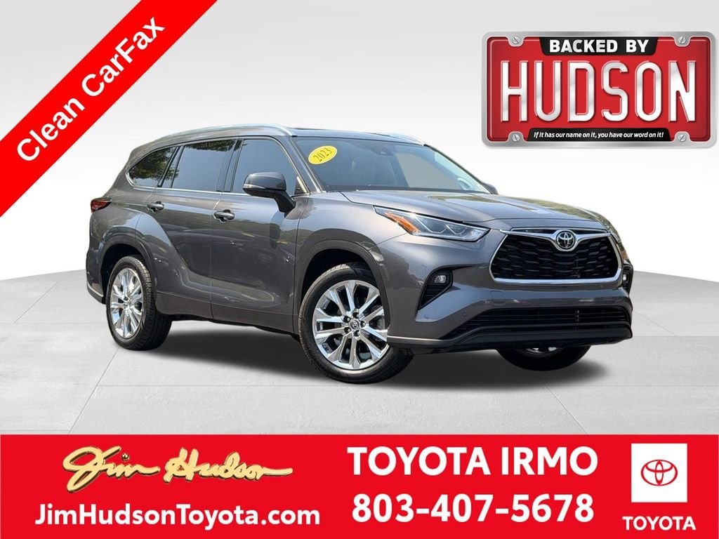 Used 2023 Toyota Highlander Limited FWD image 1