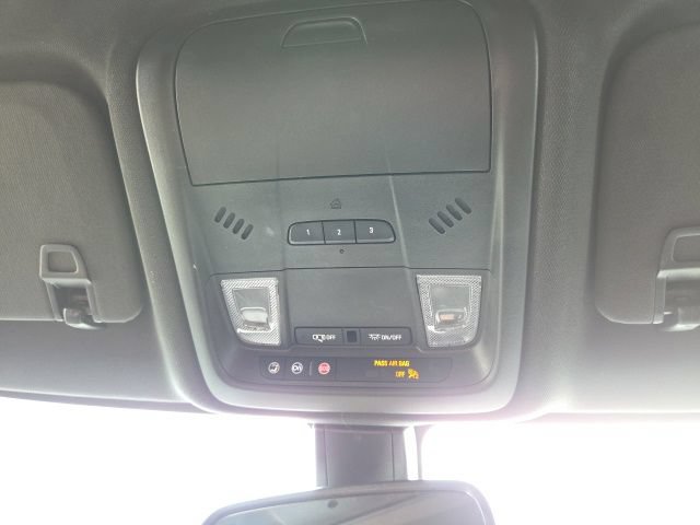 Certified 2020 Chevrolet Blazer RS w/ LPO, Floor Liner Package AWD/4WD image 58