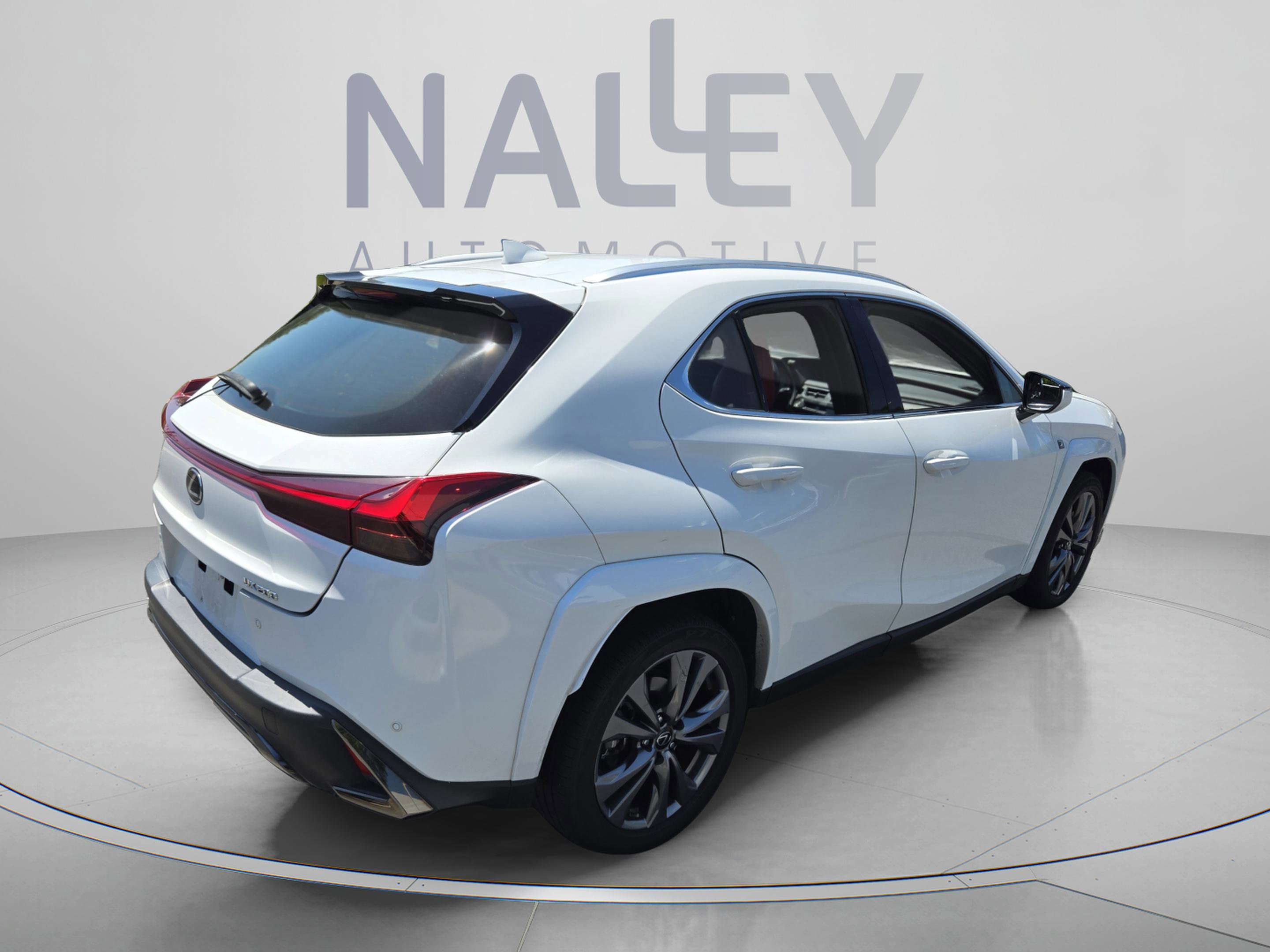 Used 2022 Lexus UX 200 F Sport w/ Accessory Package (Z2) FWD image 5