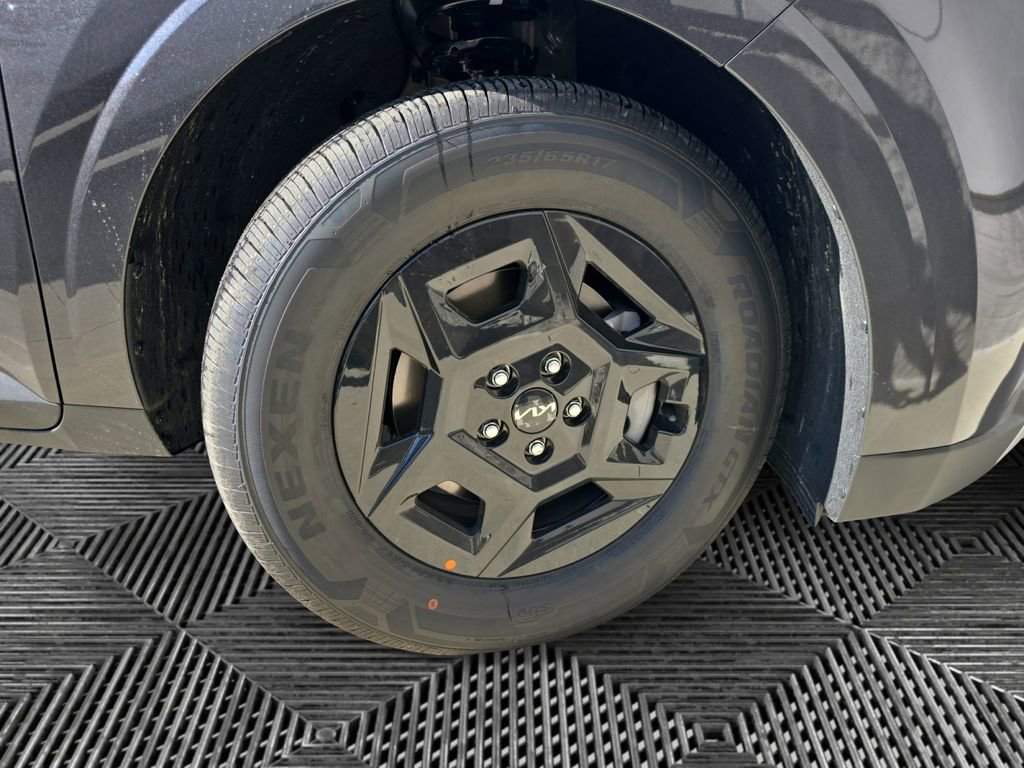 New 2026 Kia Carnival LX image 18