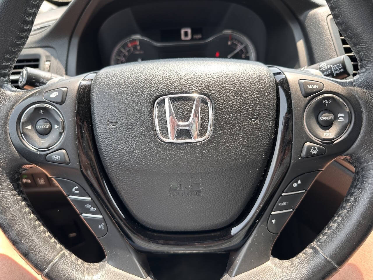 Used 2017 Honda Pilot Touring image 18