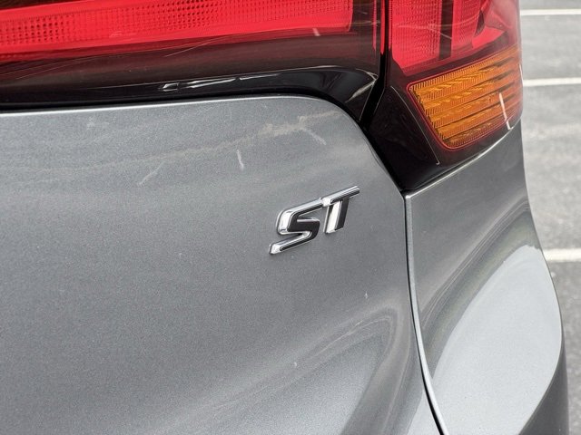 Used 2021 Buick Encore GX Select w/ Sport Touring Package image 16