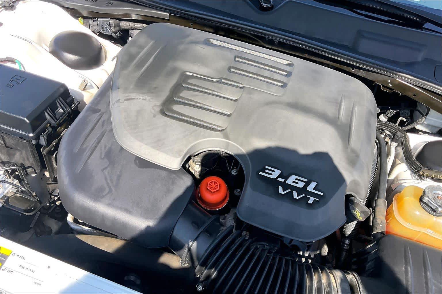 Used 2013 Dodge Challenger SXT RWD image 25