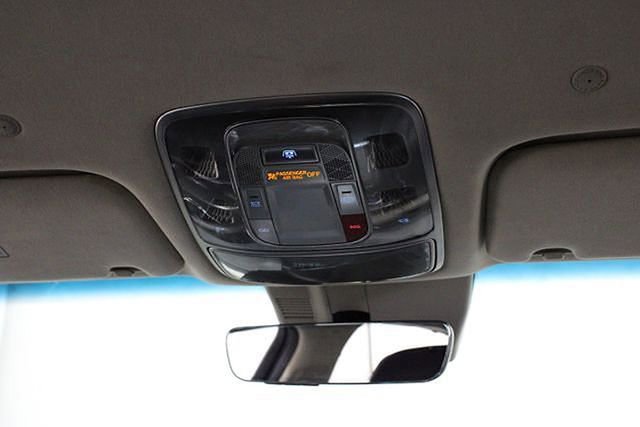 Used 2023 Genesis G80 Base image 31