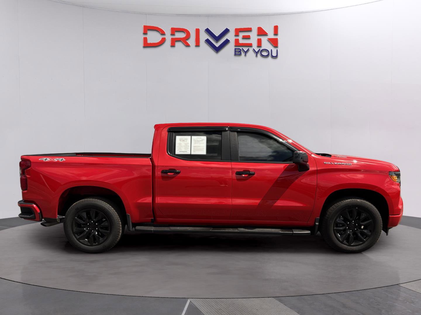 Used 2025 Chevrolet Silverado 1500 Custom image 6