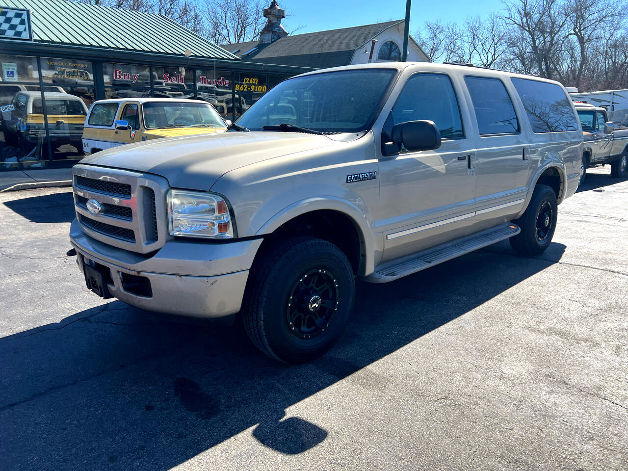 Used 2005 Ford Excursion Limited image 2
