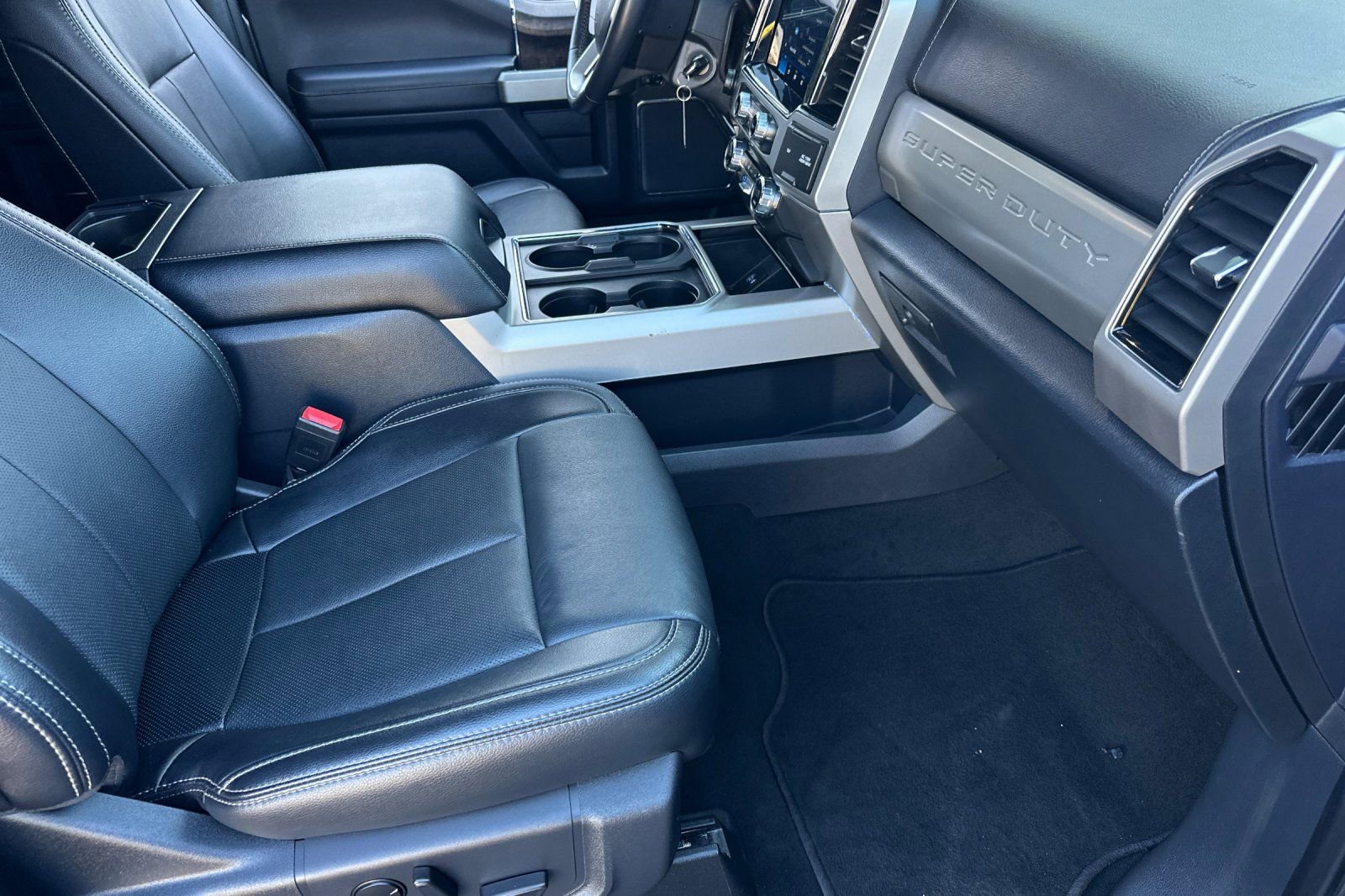 Used 2022 Ford F250 Lariat image 15