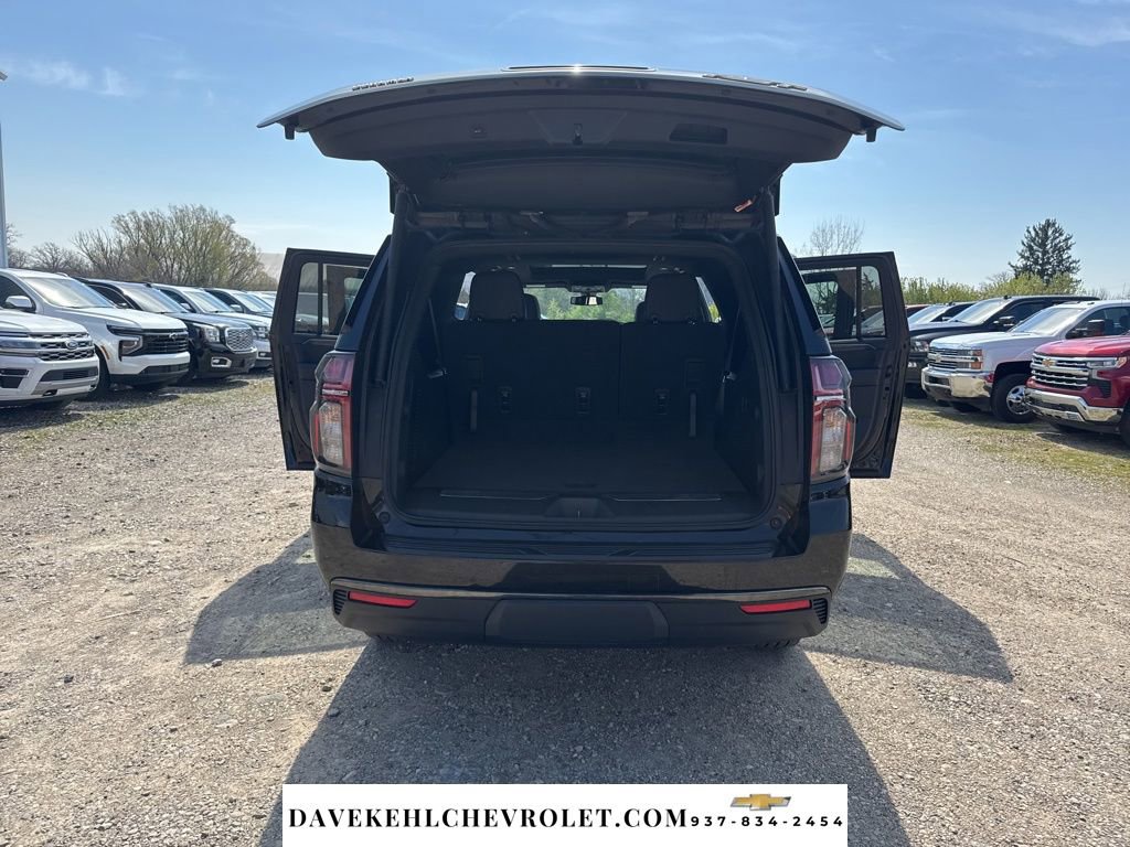 Used 2021 Chevrolet Suburban RST image 32