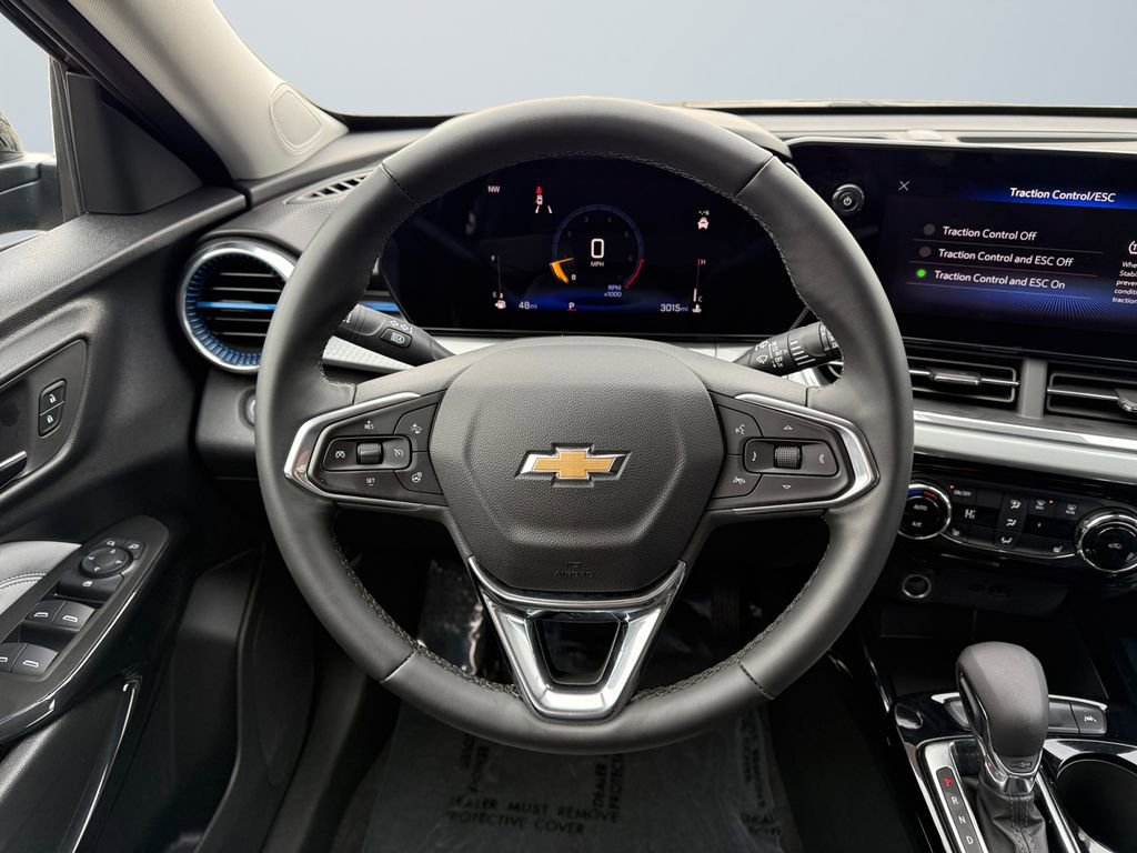 Used 2025 Chevrolet Trax LT w/ Driver Confidence Package image 12