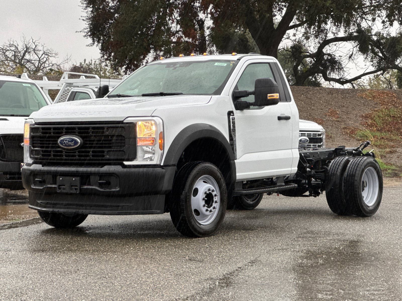 New 2025 Ford F550 2WD Regular Cab Super Duty image 7