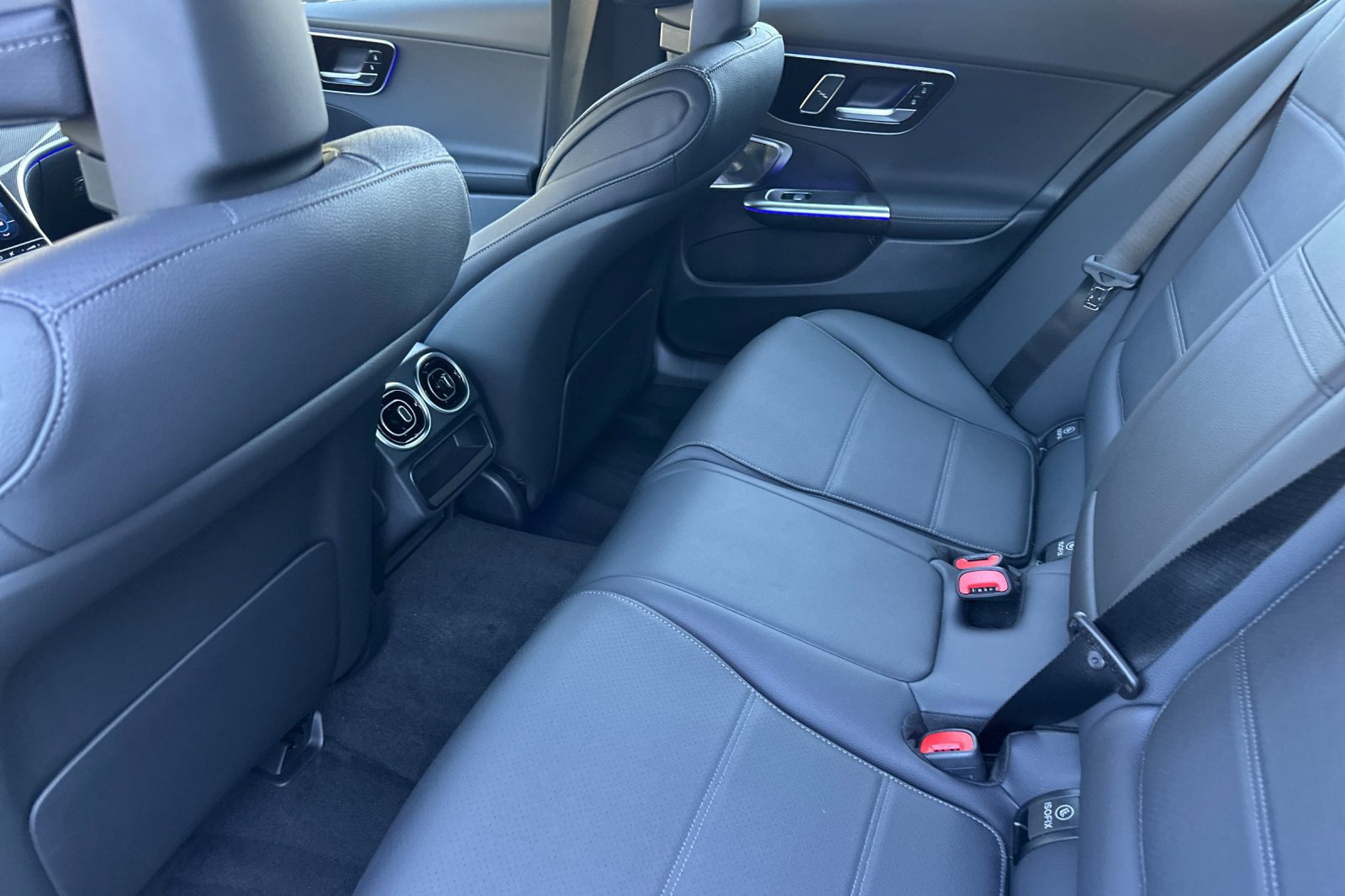 New 2025 Mercedes-Benz C 300 Sedan image 12