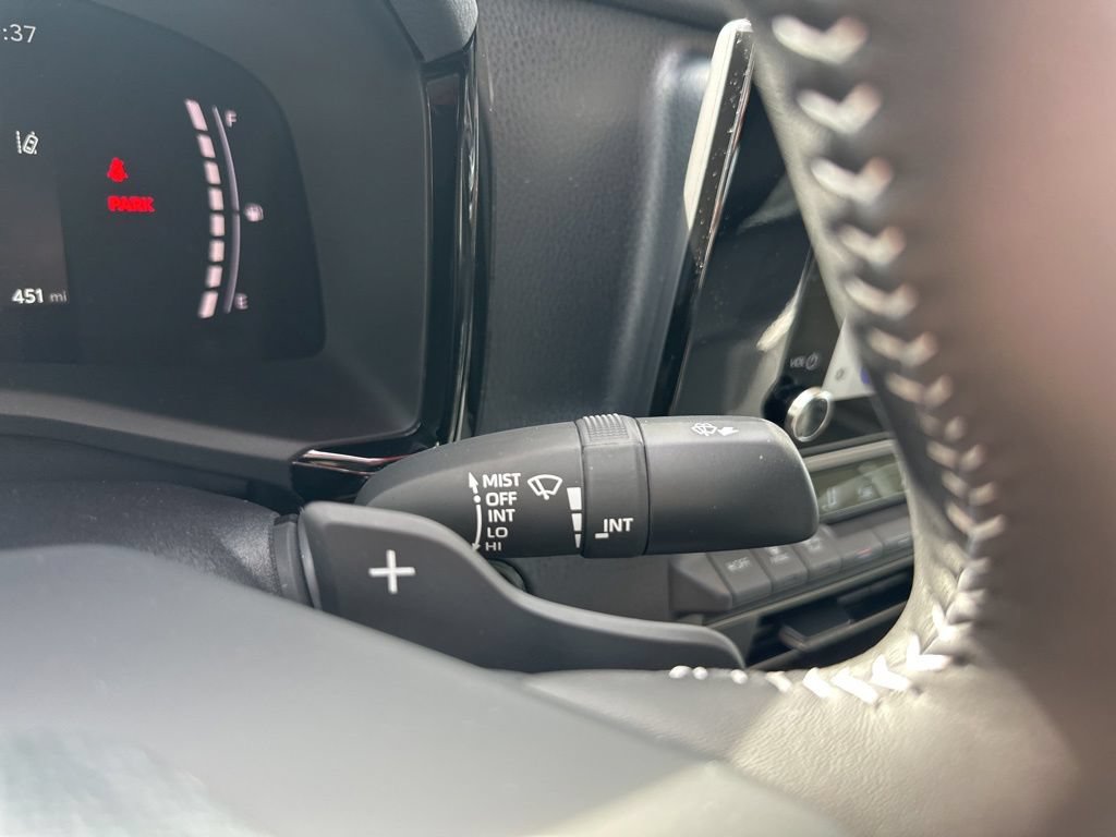 New 2026 Toyota Camry SE FWD image 28