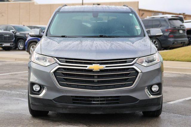 Used 2018 Chevrolet Traverse LT w/ LPO, Cargo Package image 2