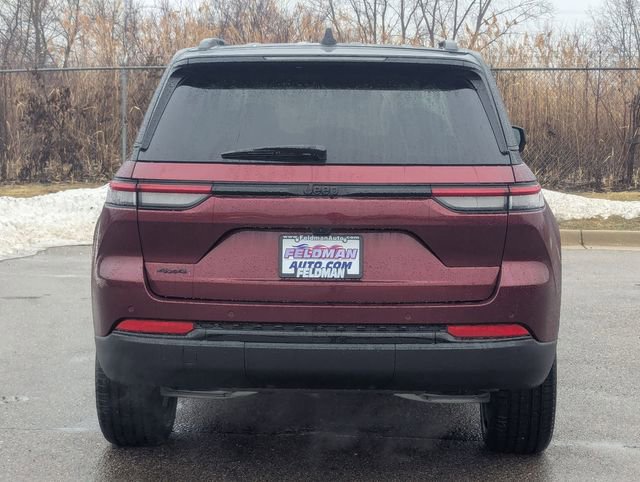 New 2025 Jeep Grand Cherokee Limited image 4