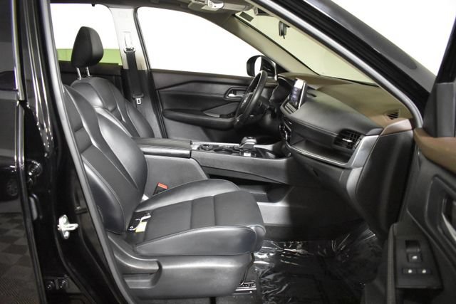 Certified 2023 Nissan Rogue SV w/ SV Premium B Package AWD/4WD image 33