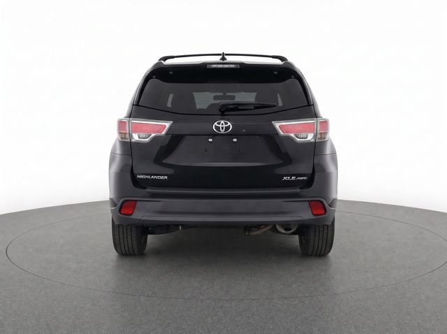 Used 2016 Toyota Highlander XLE w/ Protection Package #3 AWD/4WD image 7