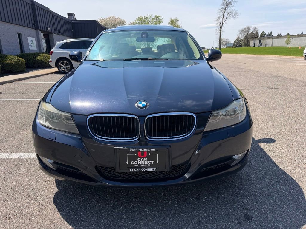 Used 2009 BMW 328i xDrive Sedan AWD/4WD image 6