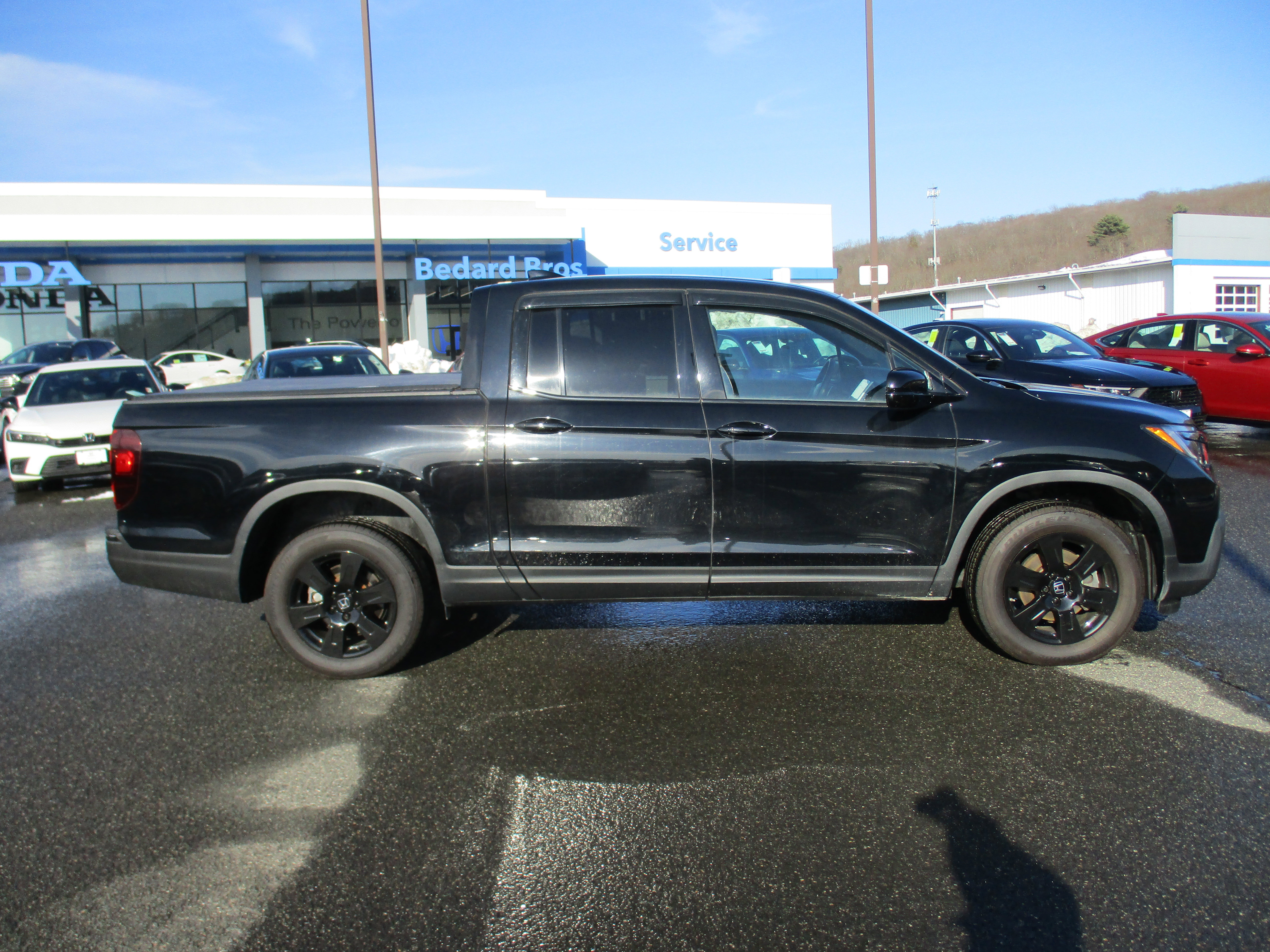 Certified 2020 Honda Ridgeline Black Edition image 4