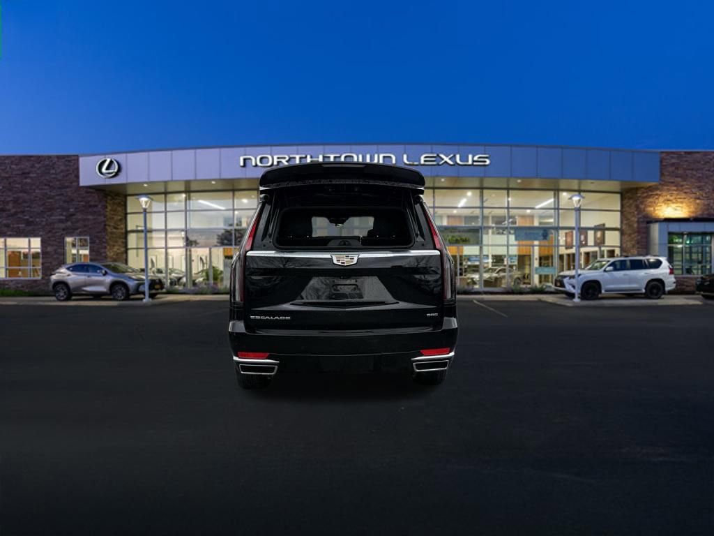 Used 2023 Cadillac Escalade Premium Luxury w/ Performance Package image 21