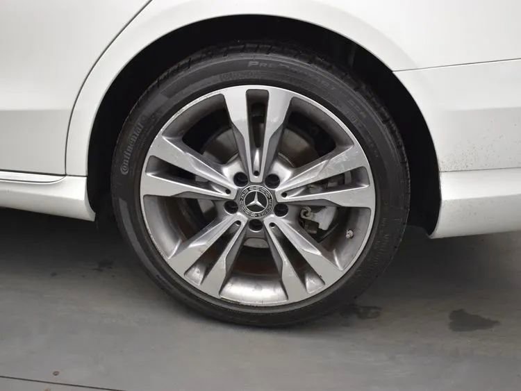 Used 2018 Mercedes-Benz C 300 4MATIC Sedan w/ Premium Package image 36